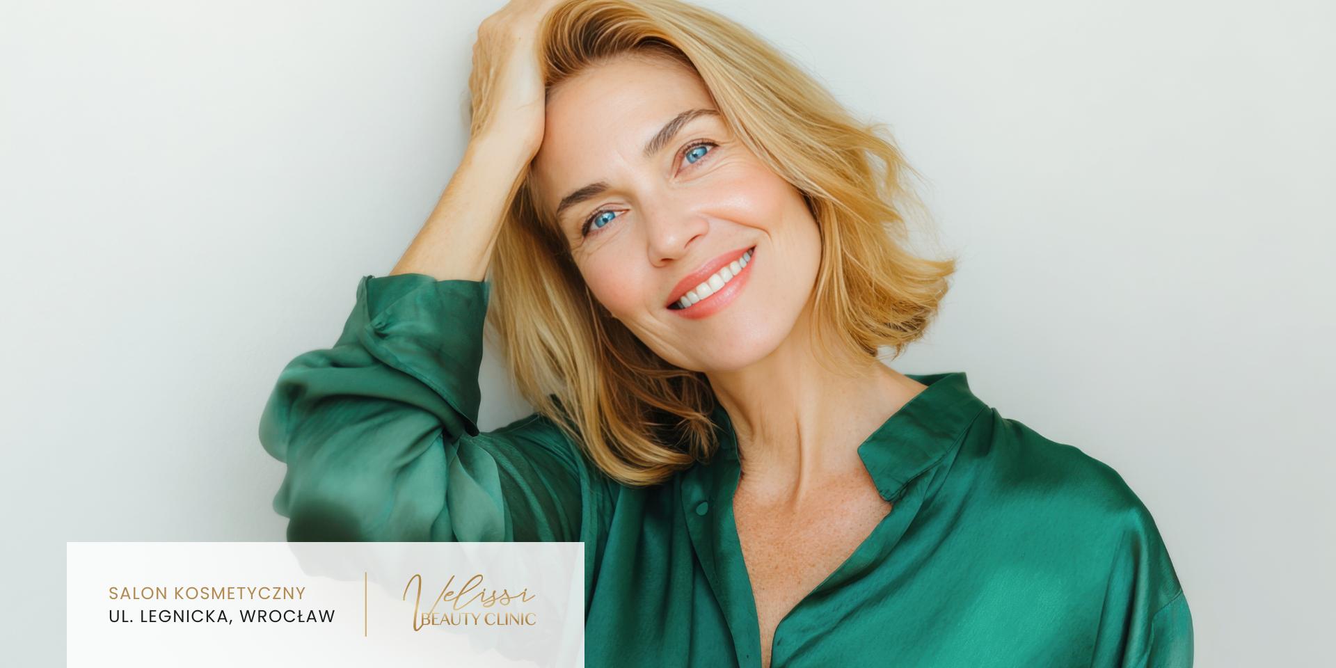 uśmiechnięta-kobieta