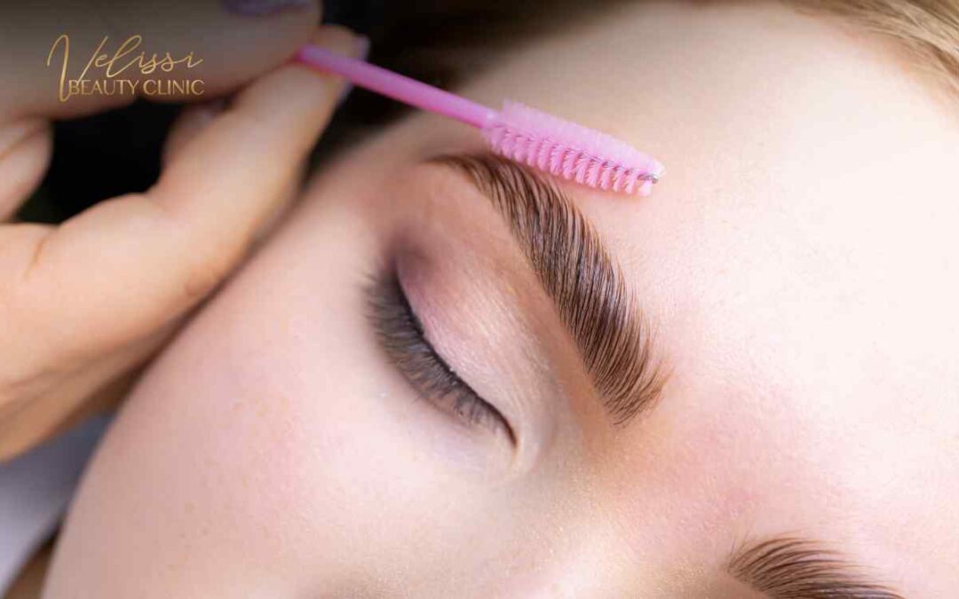 Laminacja brwi i lifting rzęs – naturalne podkreślenie spojrzenia bez makijażu